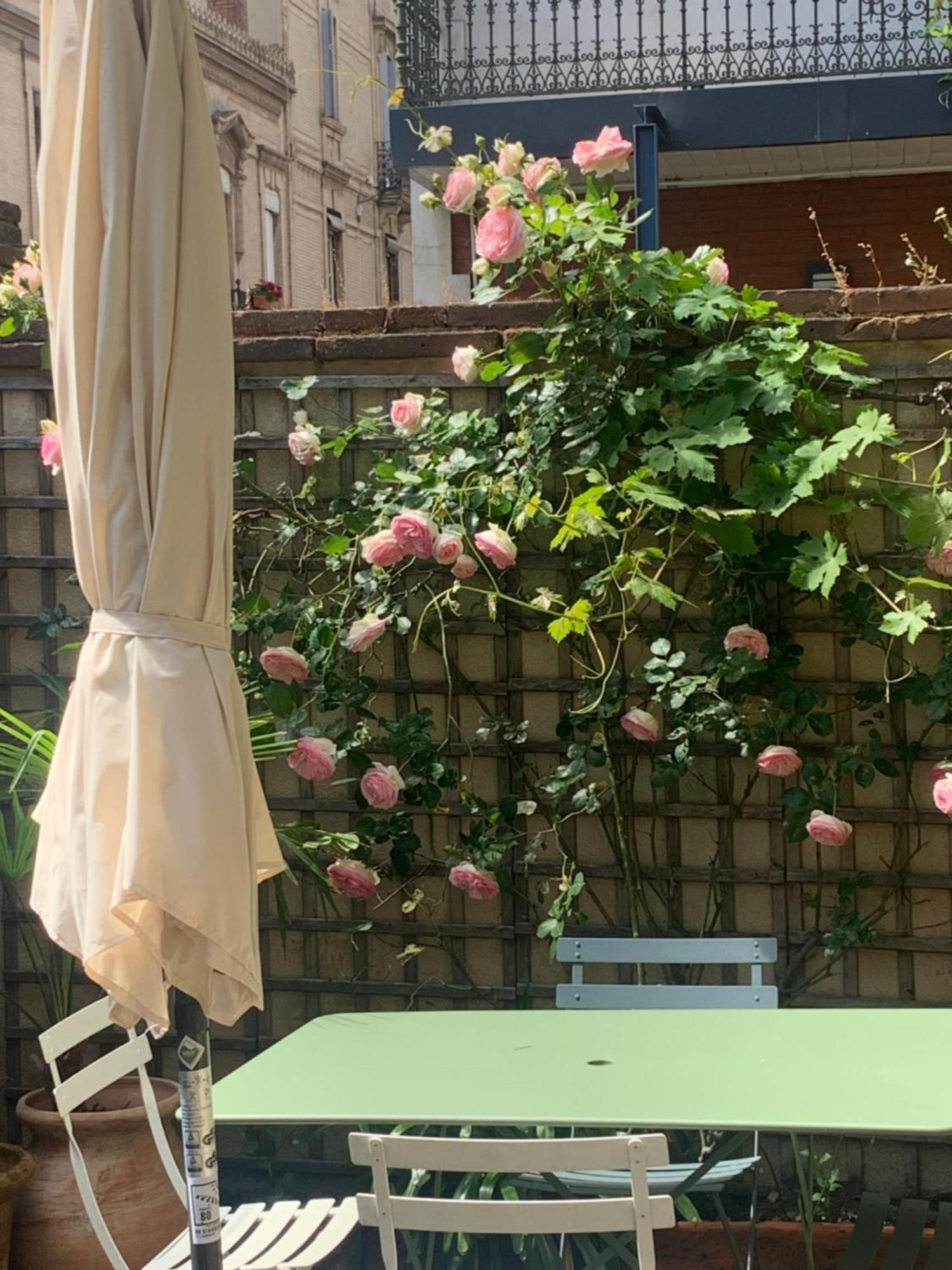 Les Loges Des Chalets Toulouse Eksteriør bilde